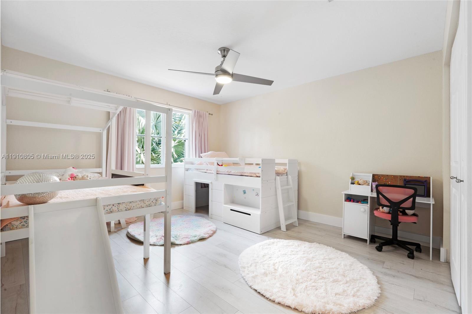 932 Nandina Dr #932 Weston, FL 33327