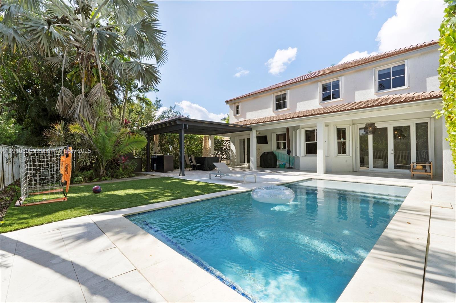 932 Nandina Dr #932 Weston, FL 33327