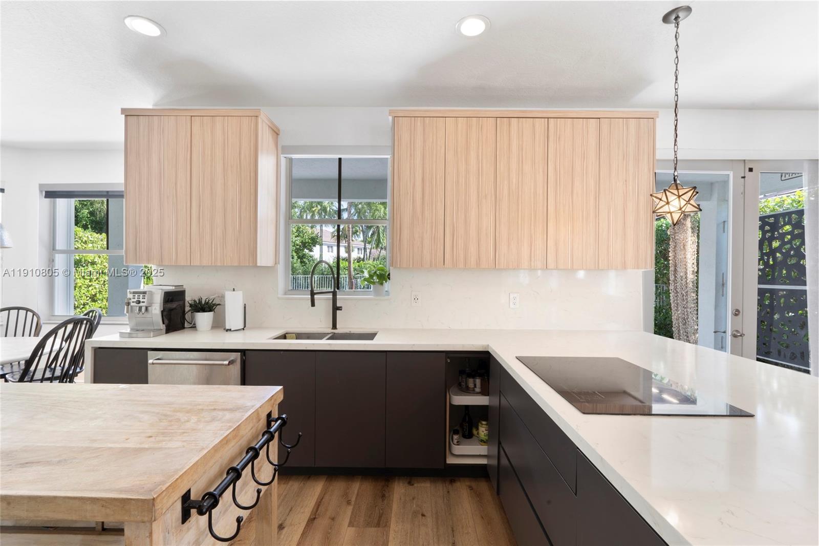 932 Nandina Dr #932 Weston, FL 33327