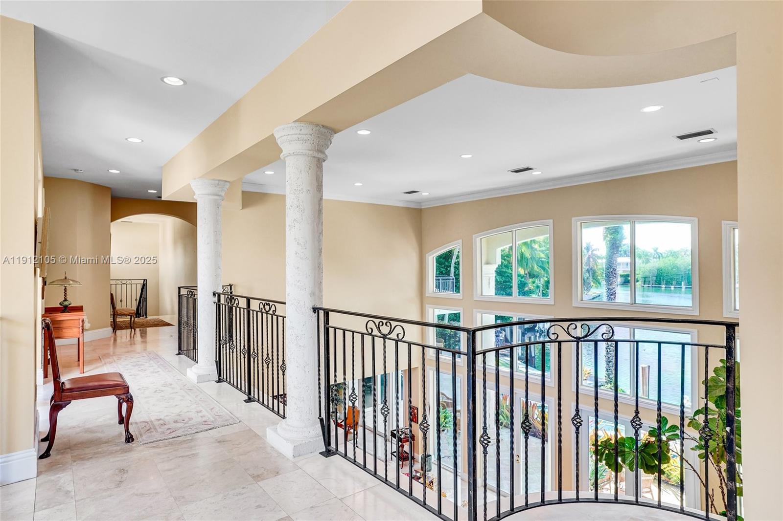 550 Harbor Dr Key Biscayne, FL 33149