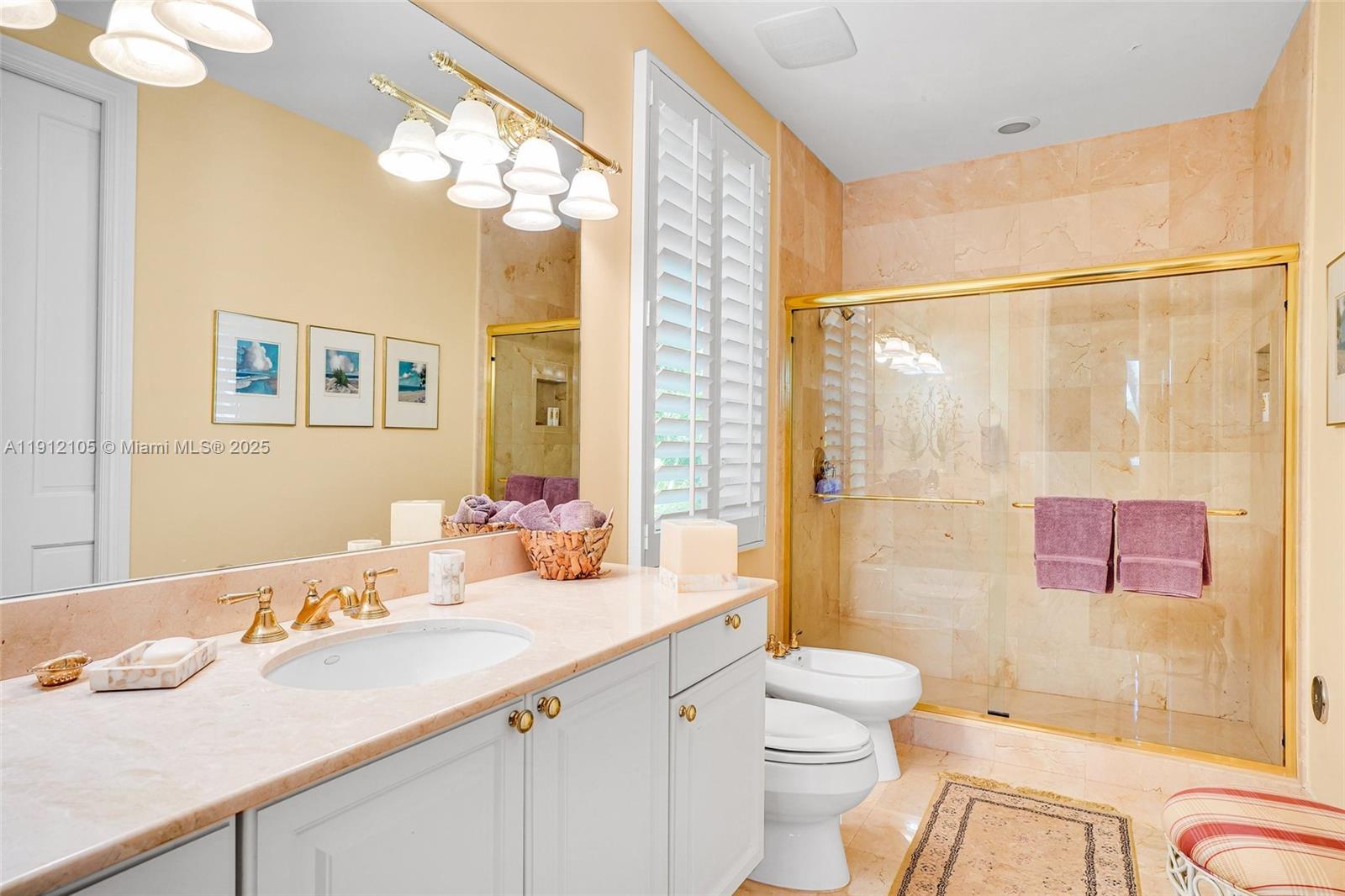 550 Harbor Dr Key Biscayne, FL 33149