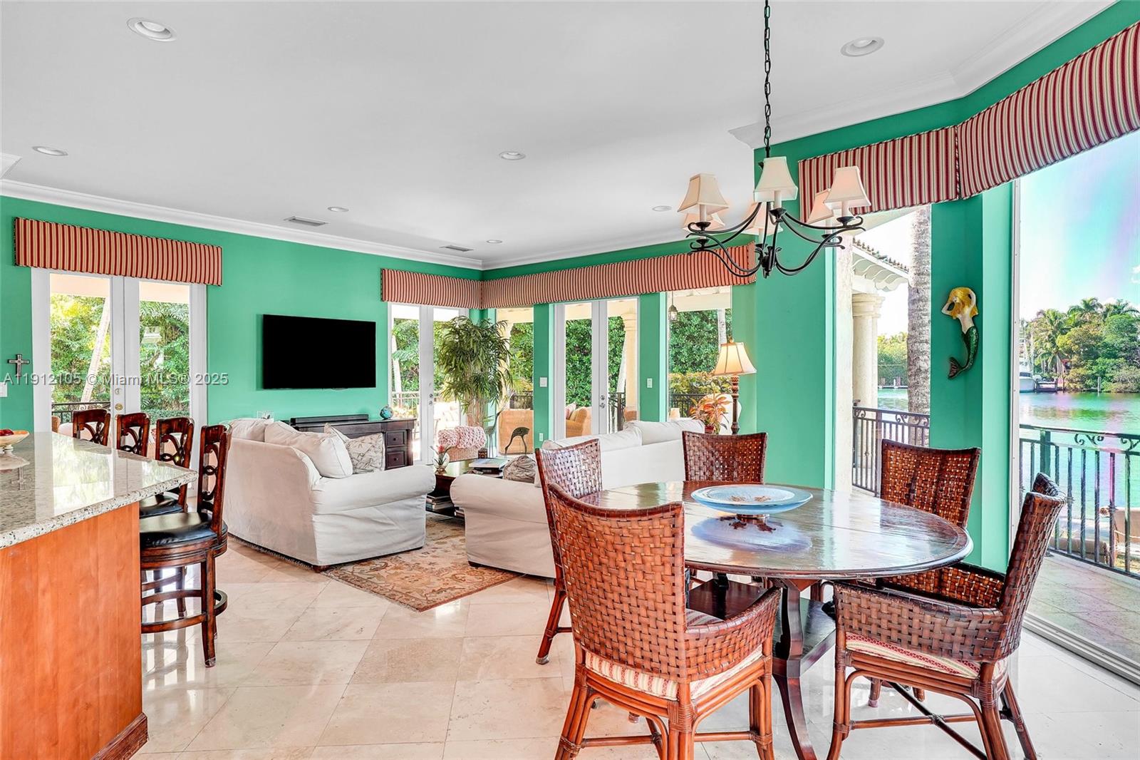 550 Harbor Dr Key Biscayne, FL 33149