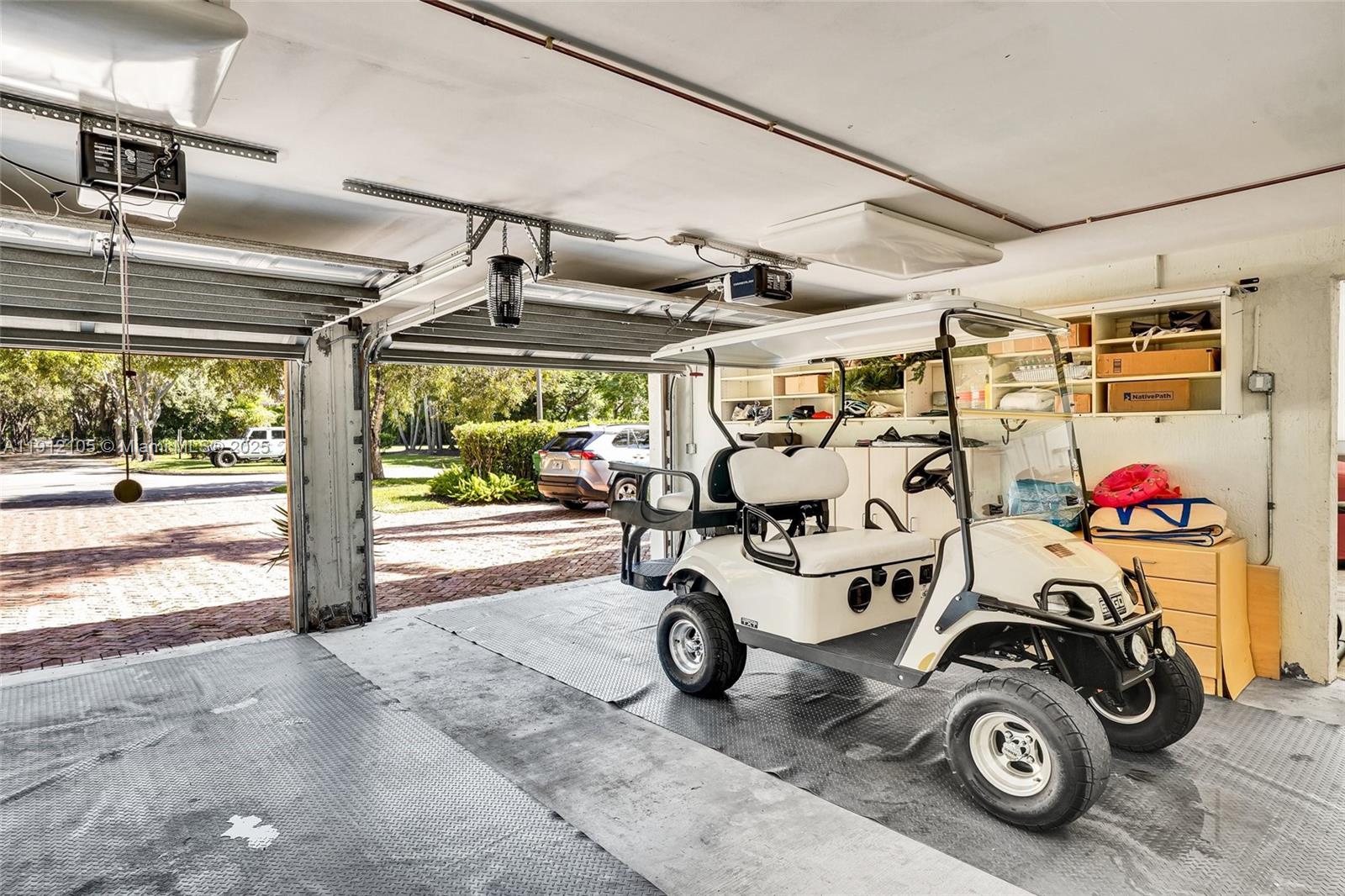 550 Harbor Dr Key Biscayne, FL 33149