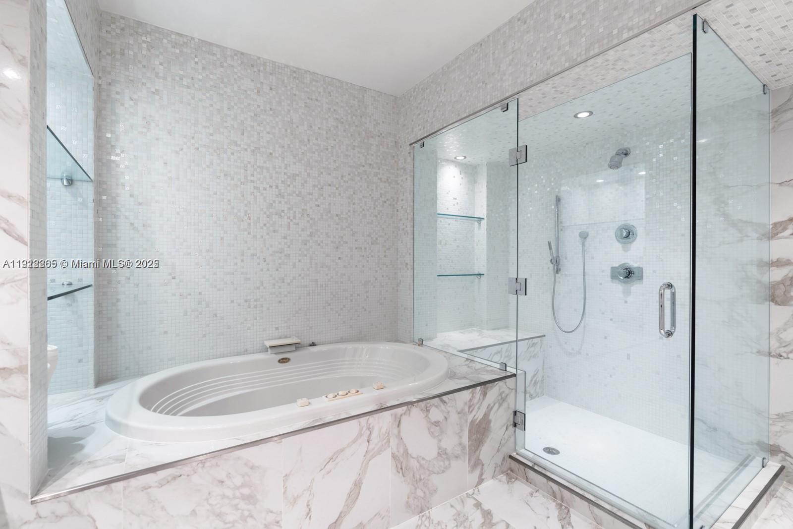 450 Alton Rd #3303 Miami Beach, FL 33139