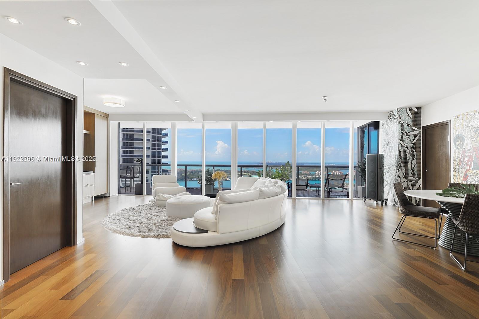 450 Alton Rd #3303 Miami Beach, FL 33139