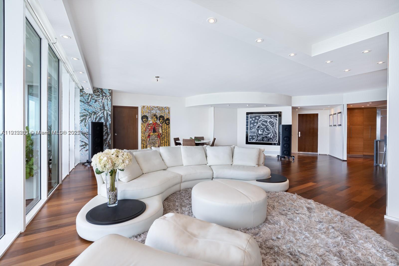 450 Alton Rd #3303 Miami Beach, FL 33139