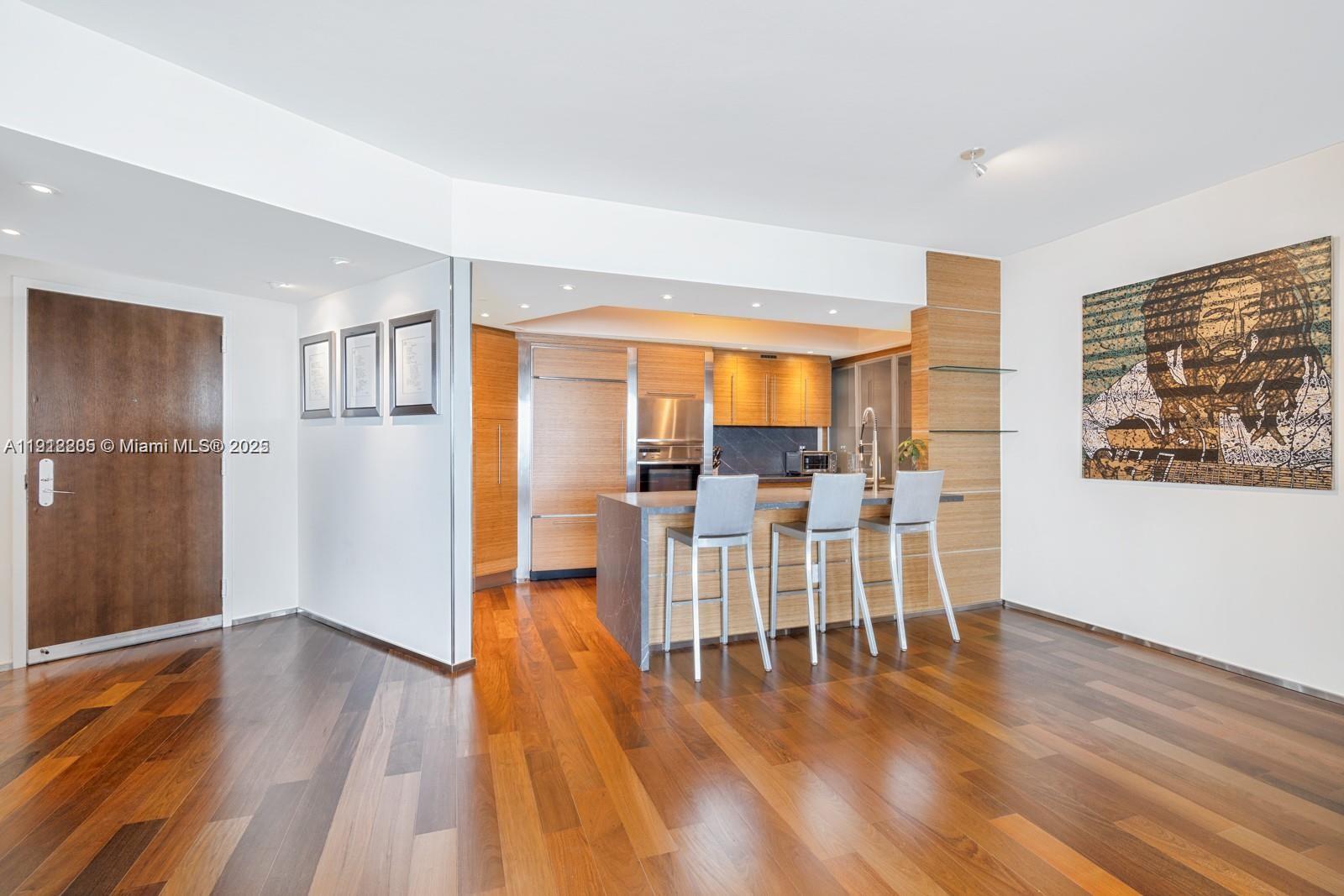 450 Alton Rd #3303 Miami Beach, FL 33139