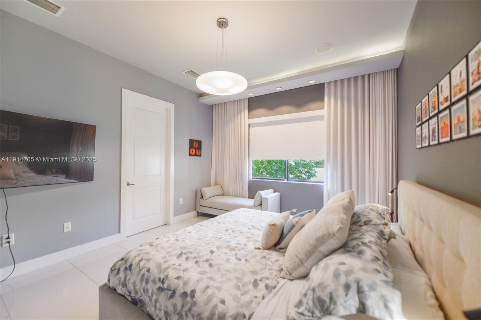 3318 Day Ave #7 Miami, FL 33133