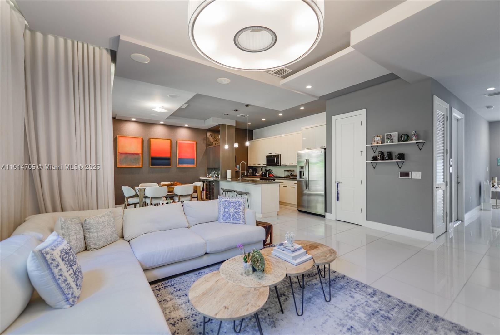 3318 Day Ave #7 Miami, FL 33133