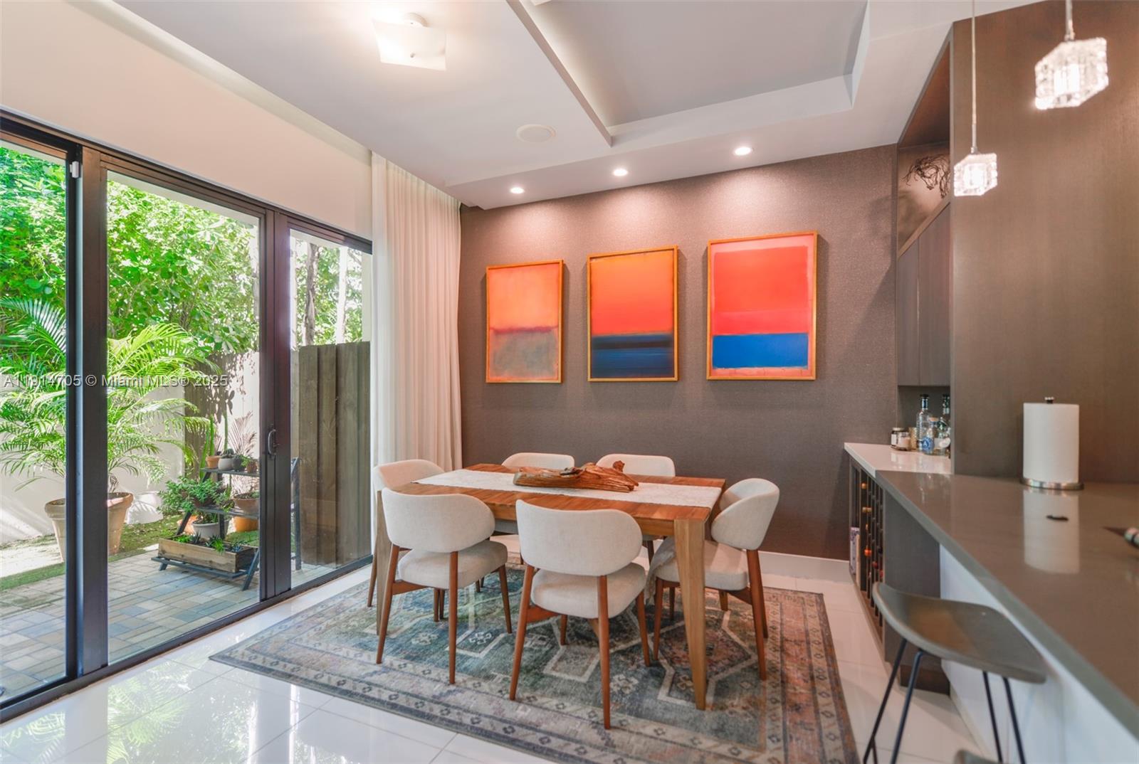 3318 Day Ave #7 Miami, FL 33133