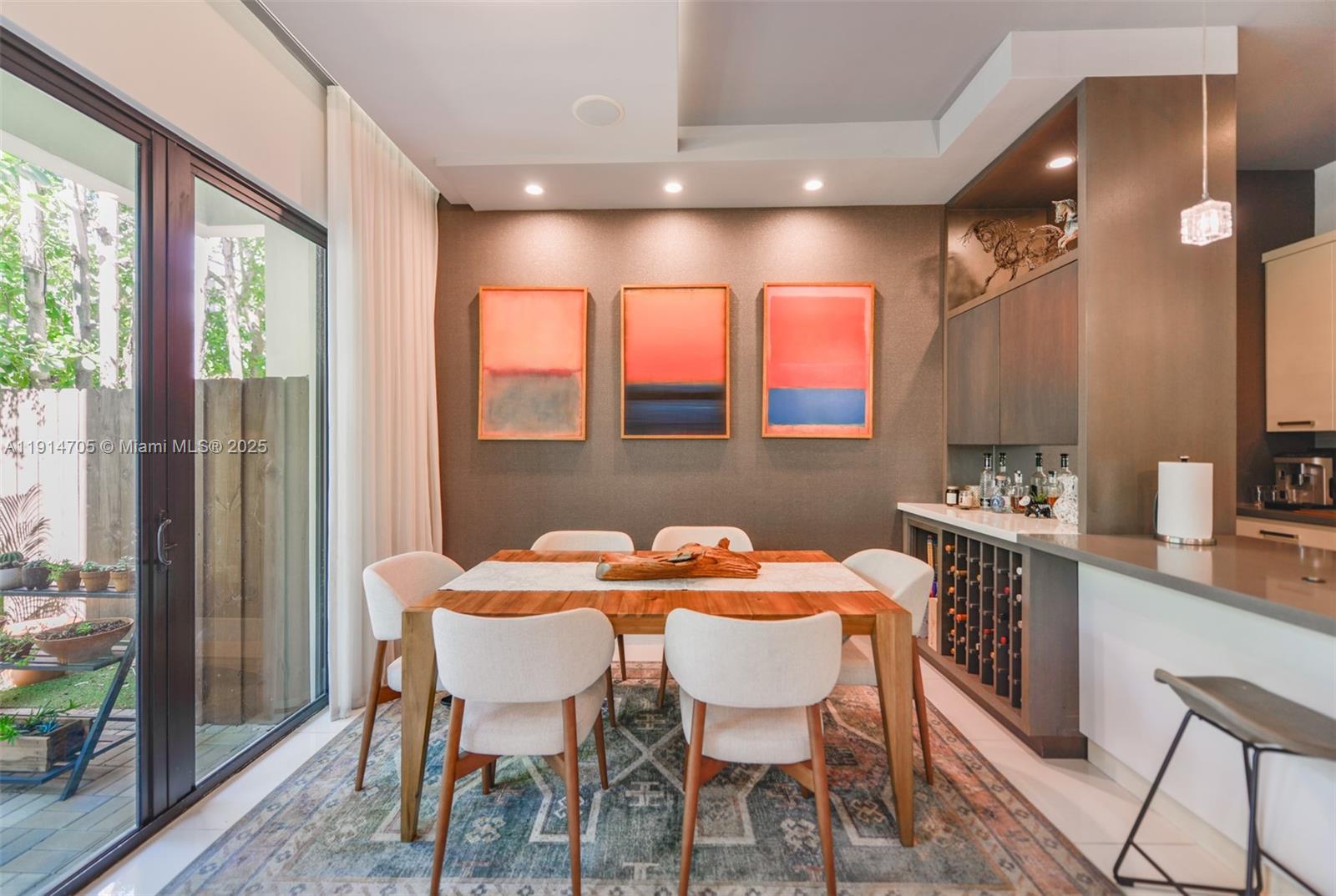 3318 Day Ave #7 Miami, FL 33133