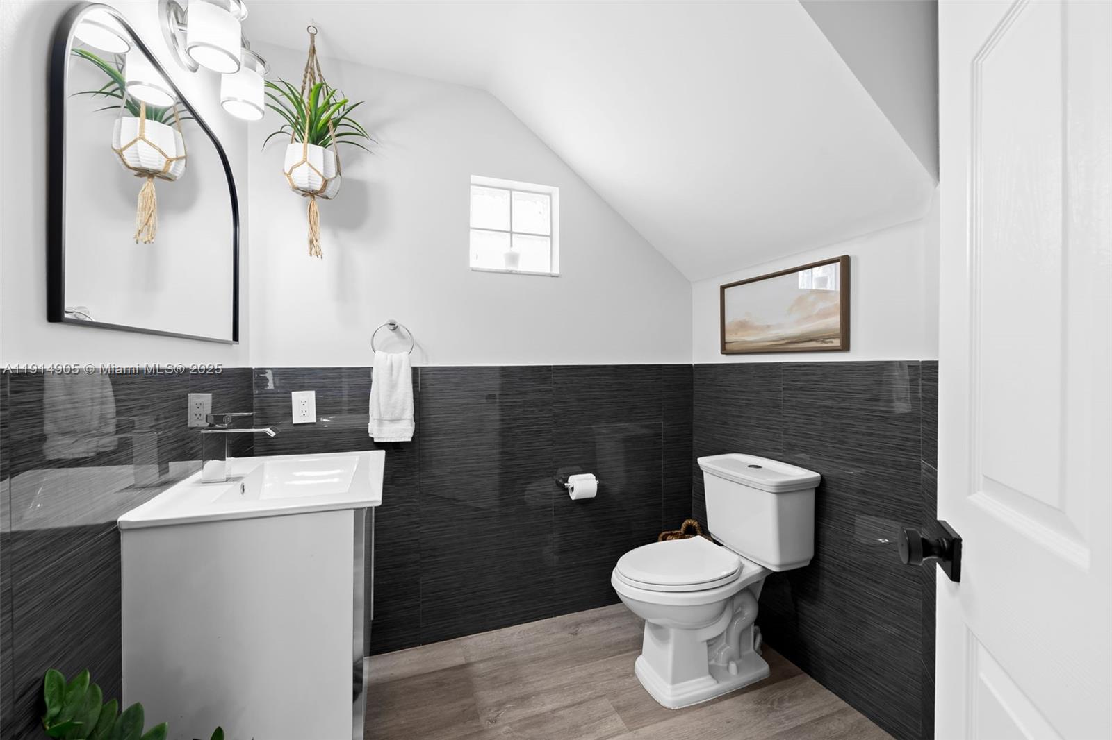 6232 NW 38th Dr Coral Springs, FL 33067