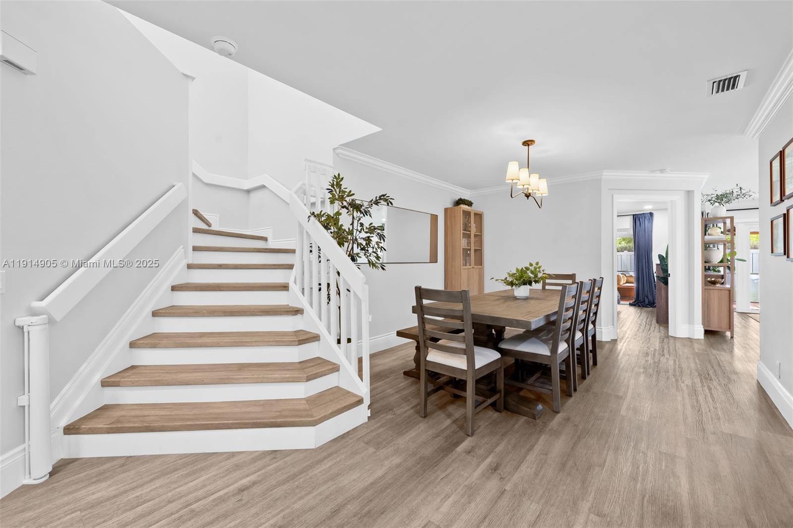 6232 NW 38th Dr Coral Springs, FL 33067