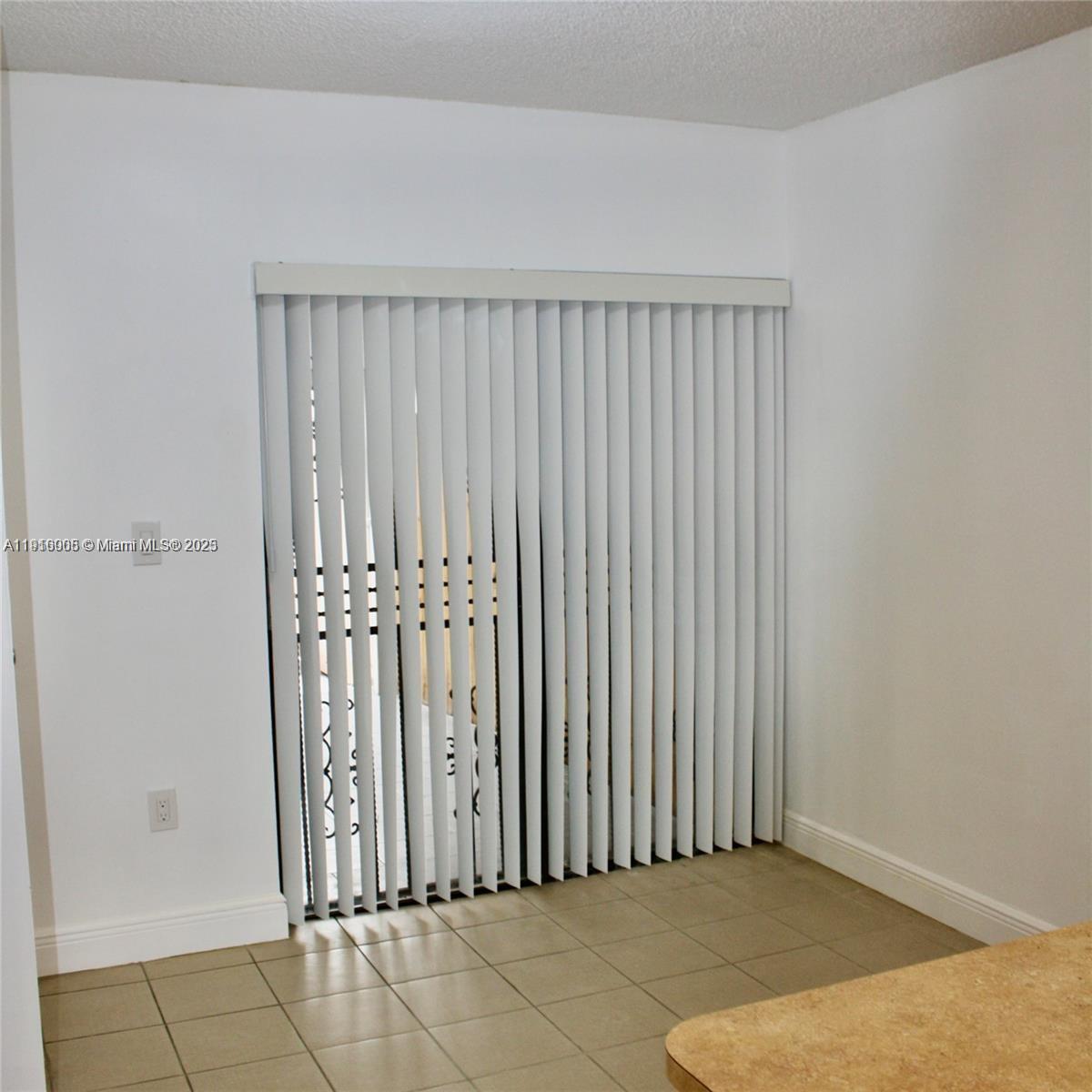 2079 W 54th Ter #29 Hialeah, FL 33016