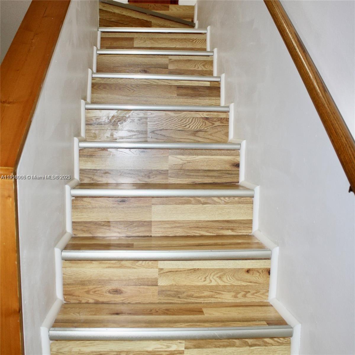 2079 W 54th Ter #29 Hialeah, FL 33016