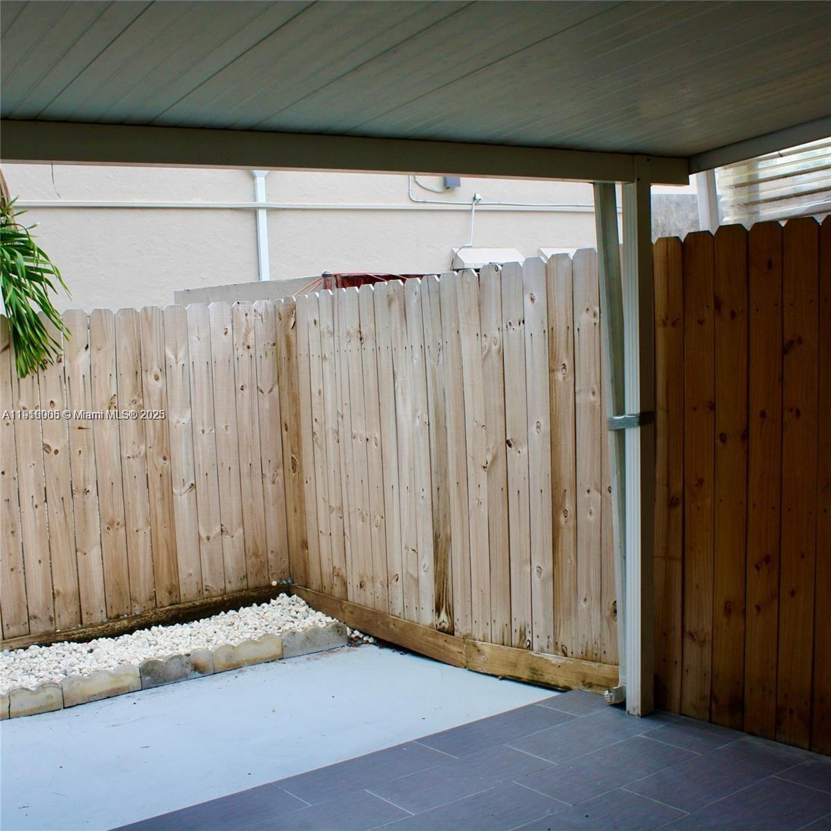 2079 W 54th Ter #29 Hialeah, FL 33016