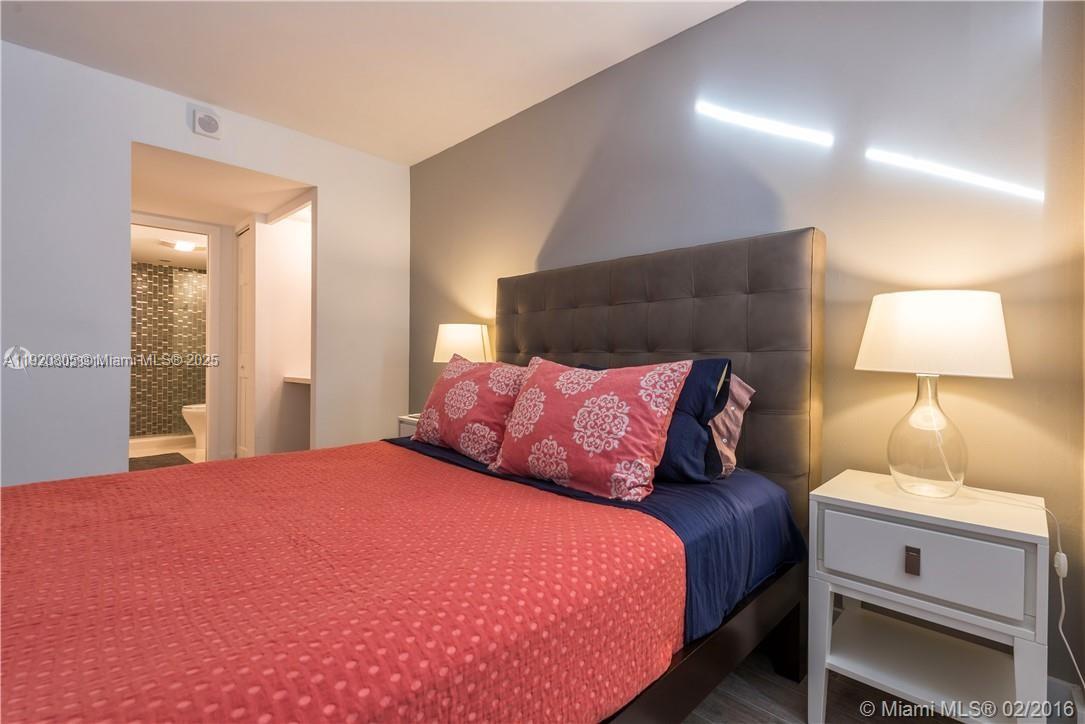 345 Ocean Dr #408 Miami Beach, FL 33139