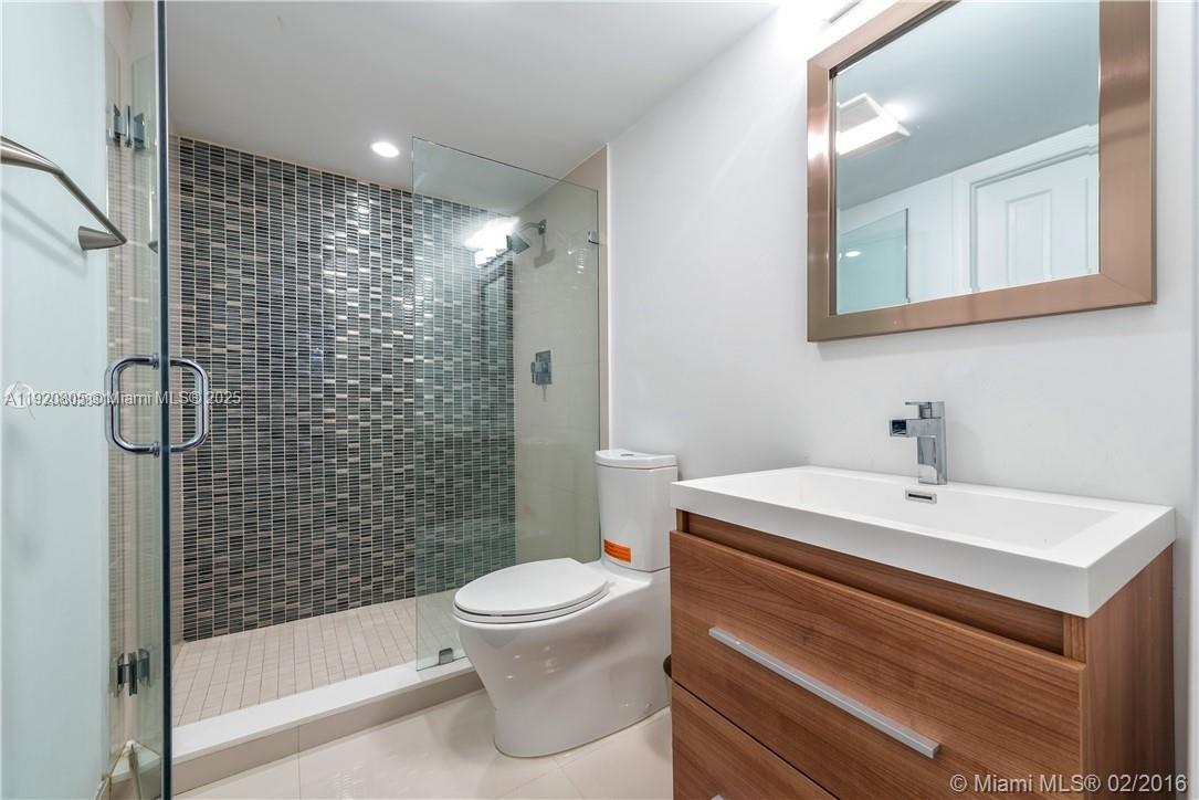 345 Ocean Dr #408 Miami Beach, FL 33139