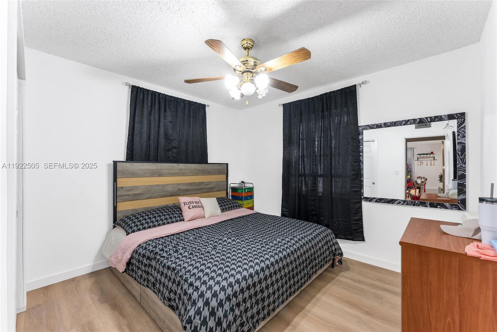 166 E 15th St Hialeah, FL 33010