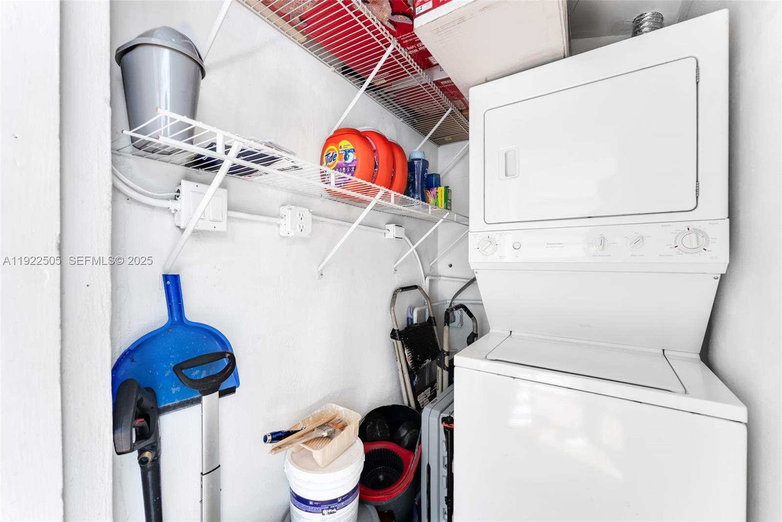 166 E 15th St Hialeah, FL 33010