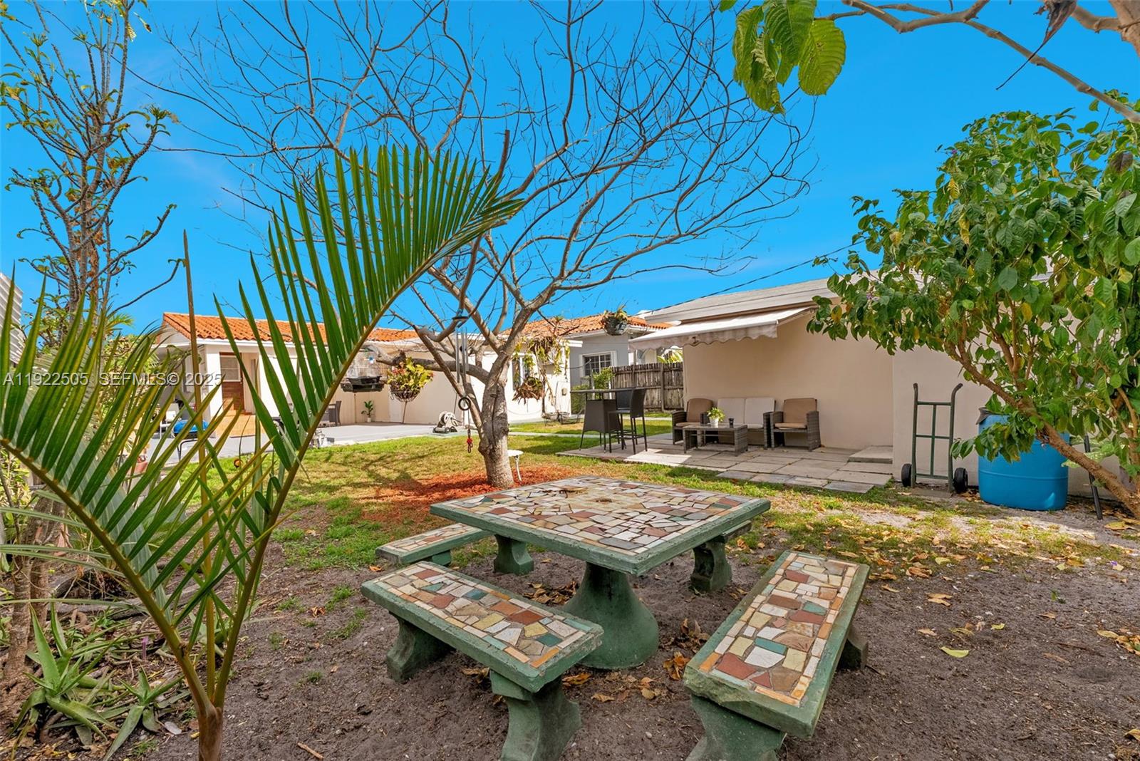 166 E 15th St Hialeah, FL 33010