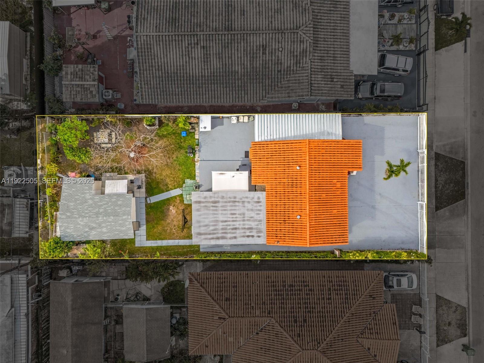 166 E 15th St Hialeah, FL 33010