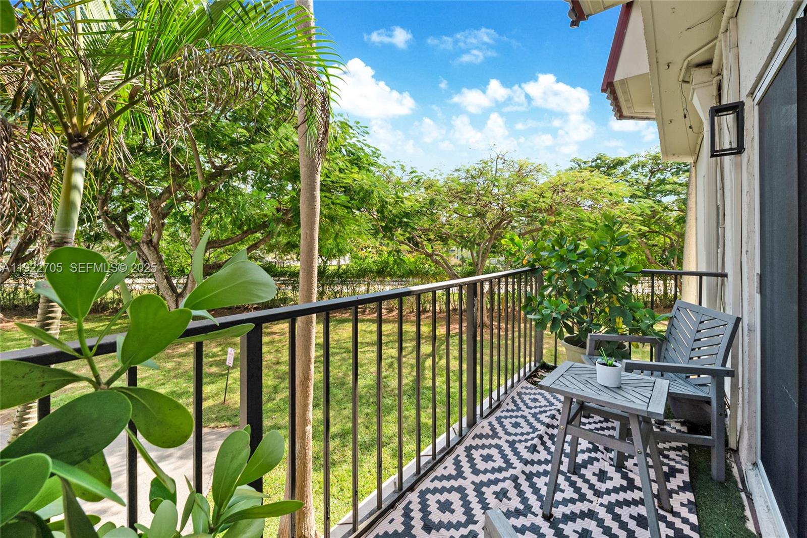 8650 SW 67th Ave #1042 Pinecrest, FL 33156