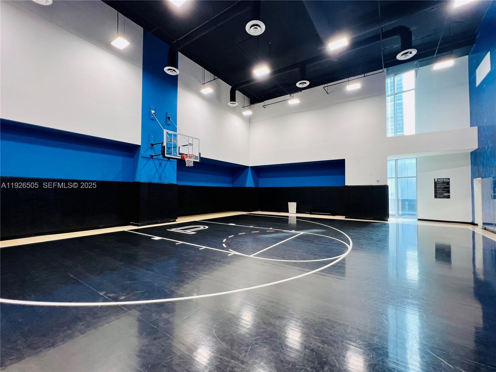 image Paramount Miami Worldcenter77