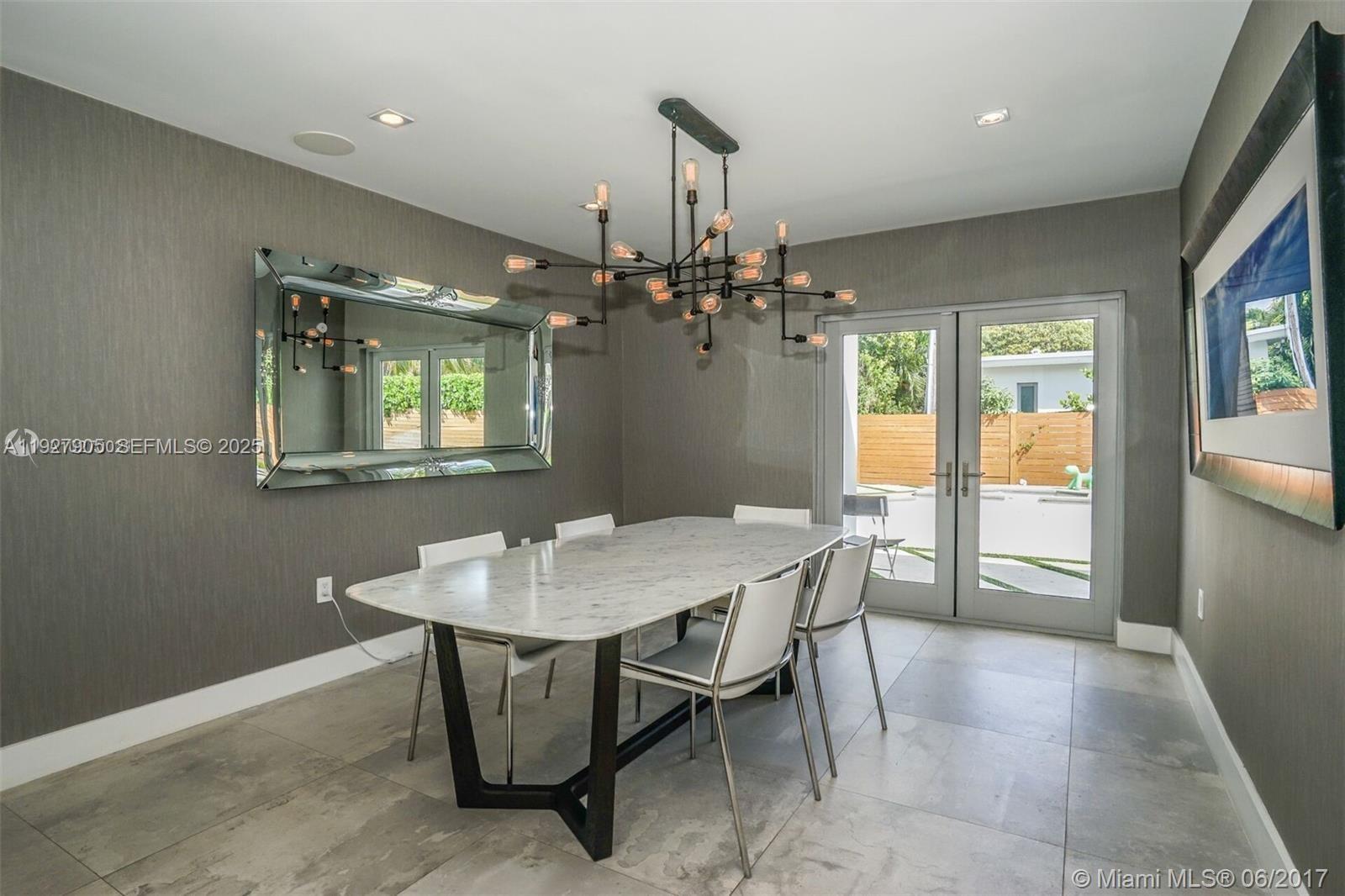 1001 Fairway Dr Miami Beach, FL 33141