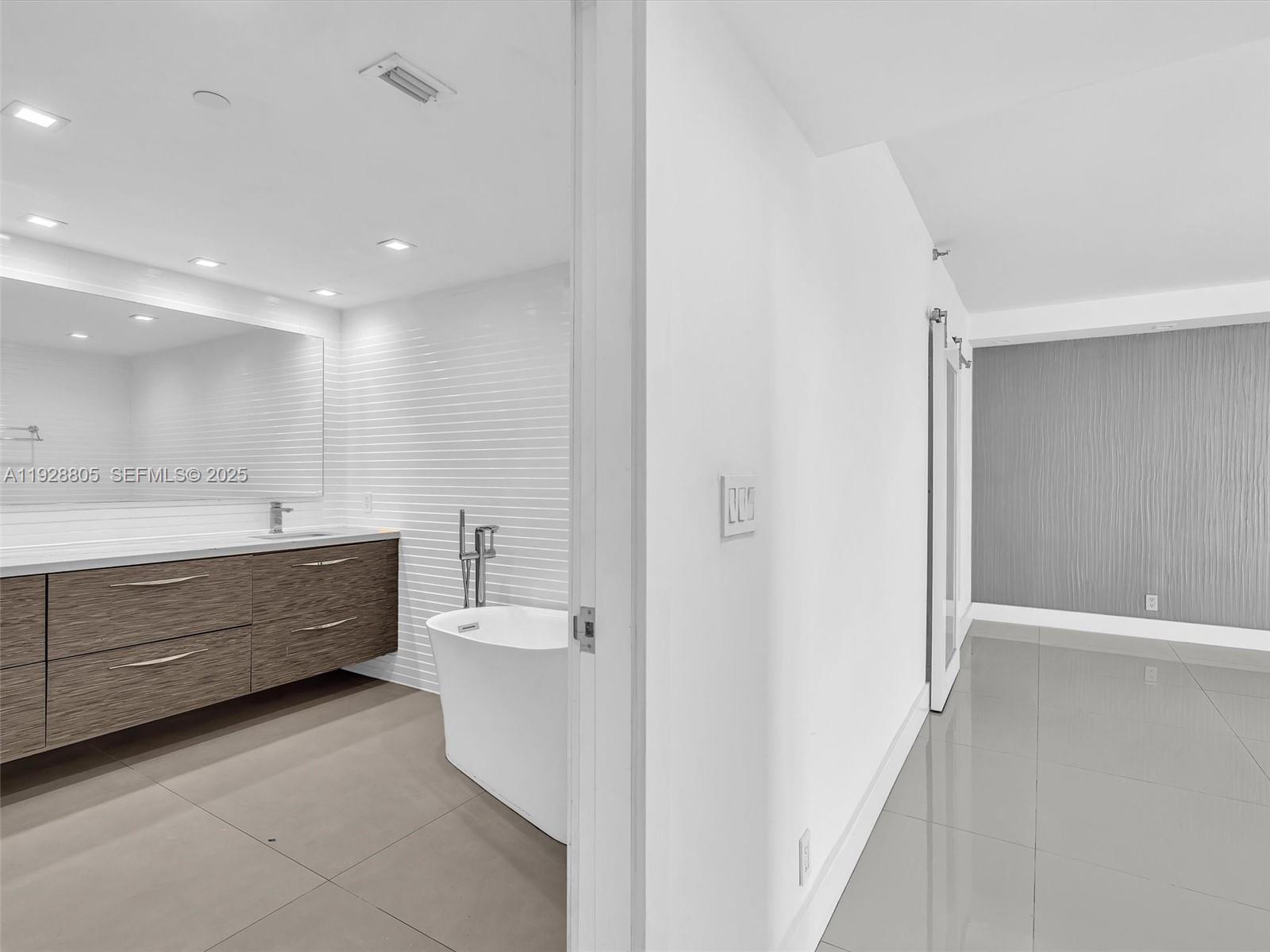 19667 Turnberry Way #27D Aventura, FL 33180