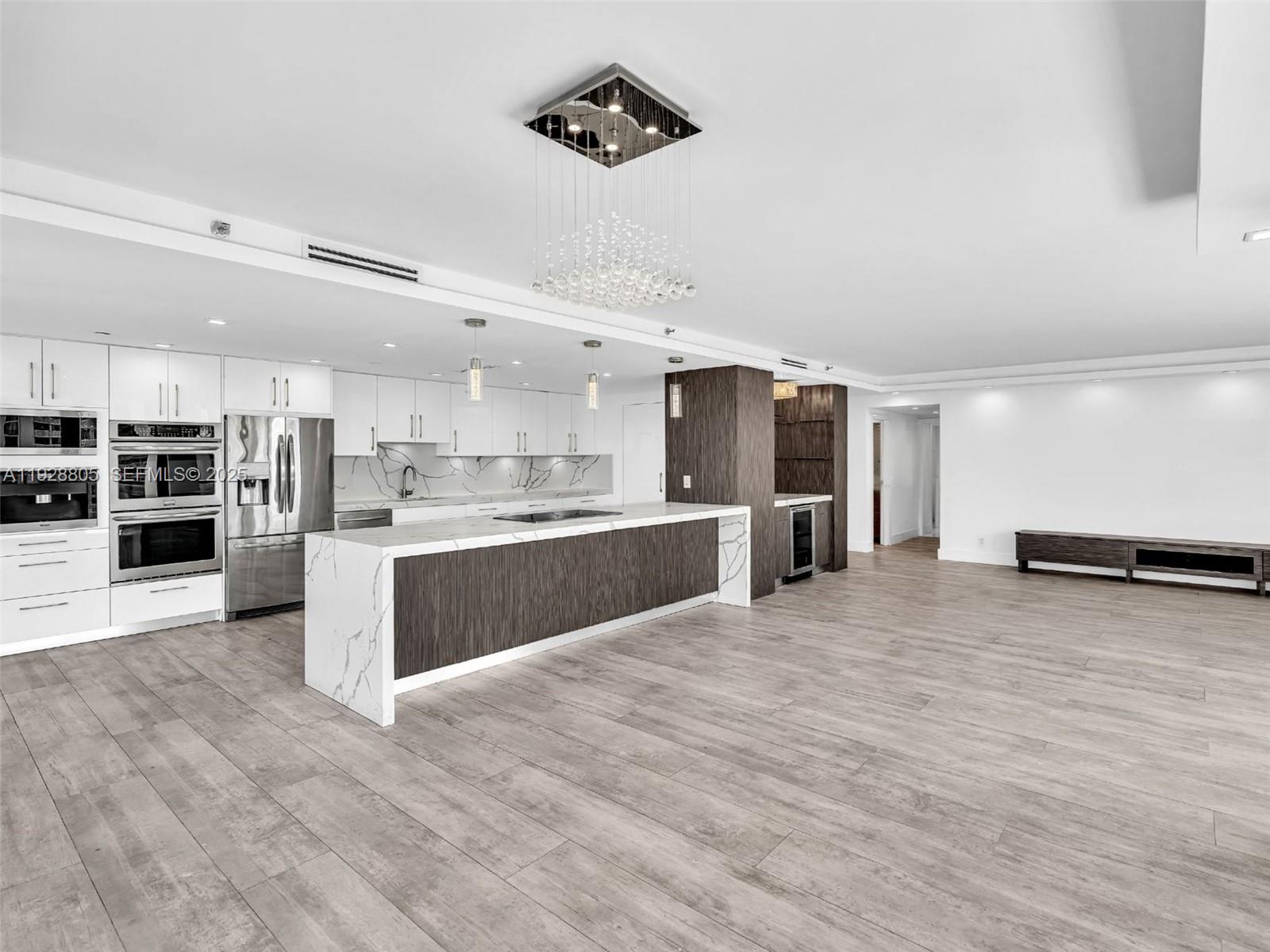 19667 Turnberry Way #27D Aventura, FL 33180