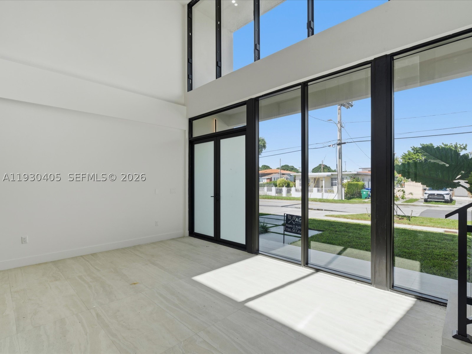 2484 SW 18th St Miami, FL 33145