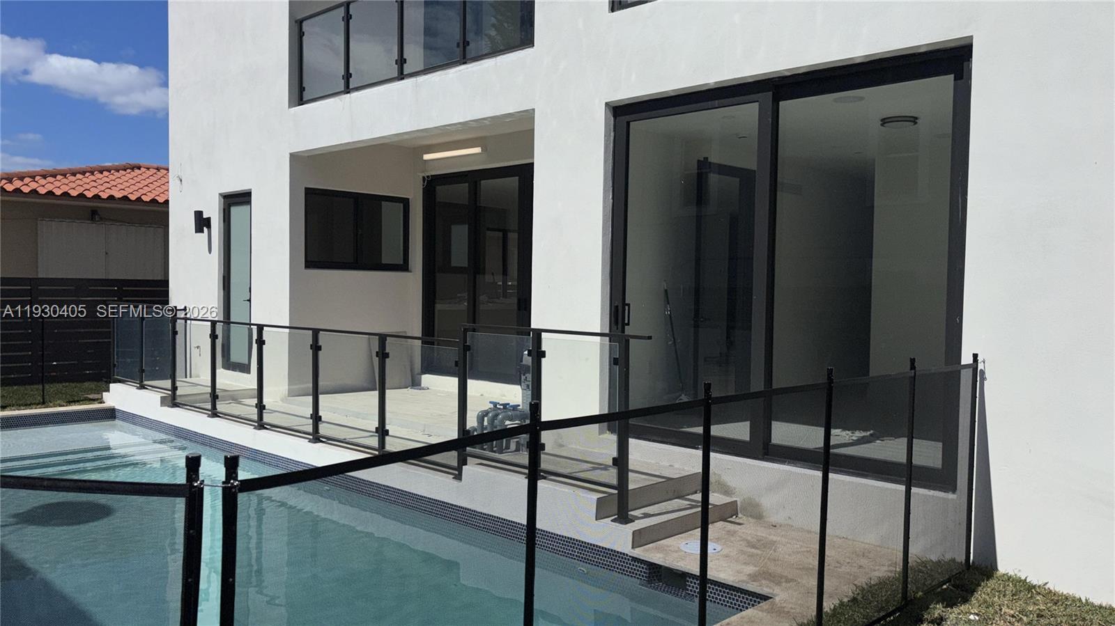 2484 SW 18th St Miami, FL 33145