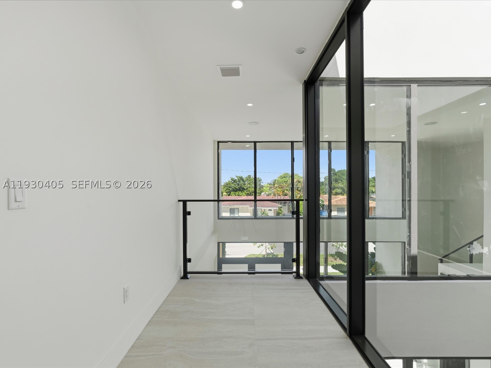 2484 SW 18th St Miami, FL 33145