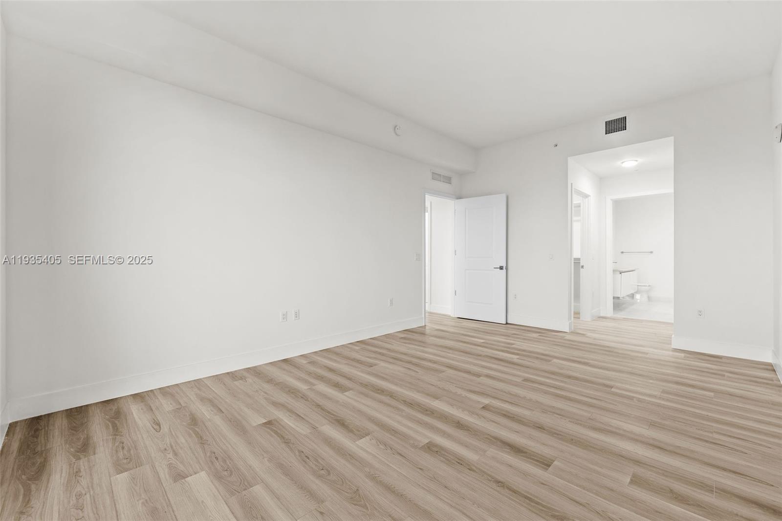 101 Diplomat Pkwy #0606 Hallandale Beach, FL 33009