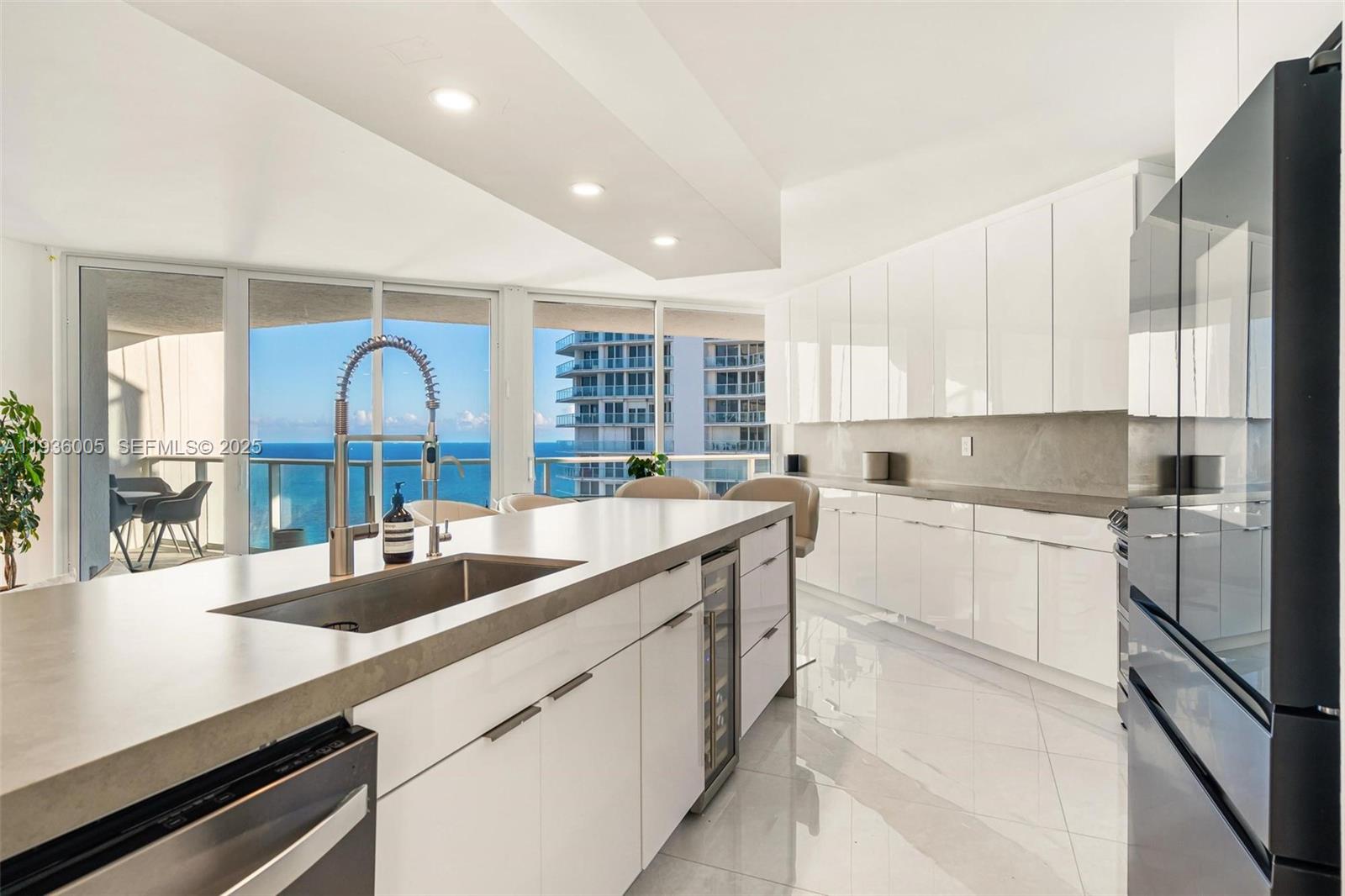 16485 Collins Ave #2438 Sunny Isles Beach, FL 33160