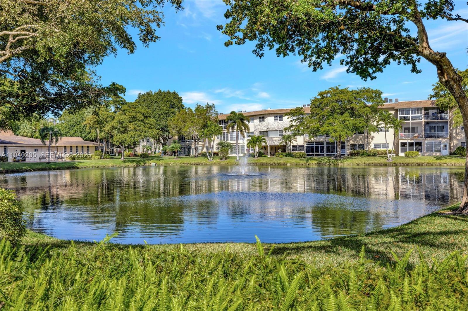 3431 NW 50th Ave #113 Lauderdale Lakes, FL 33319