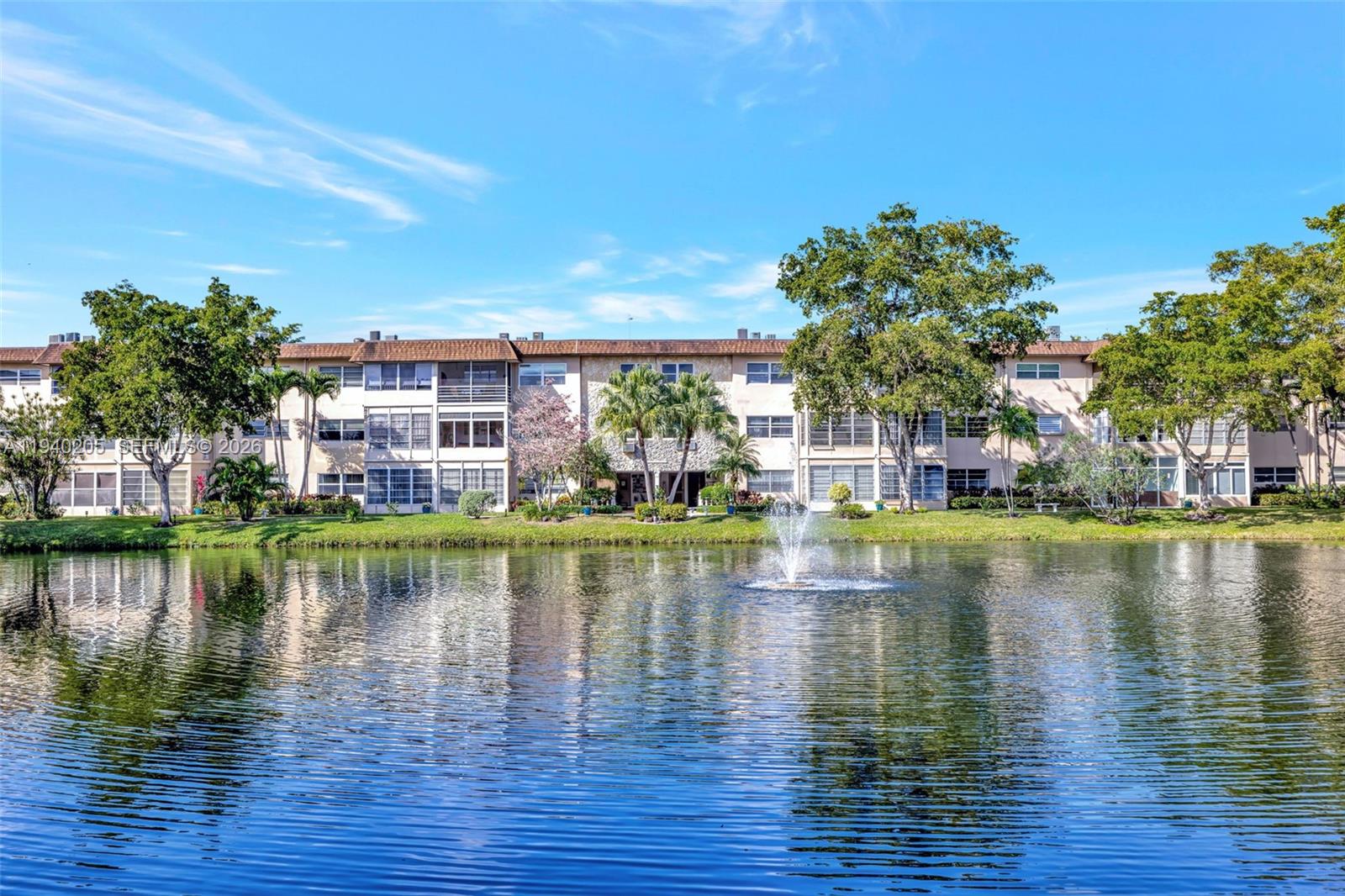 3431 NW 50th Ave #113 Lauderdale Lakes, FL 33319