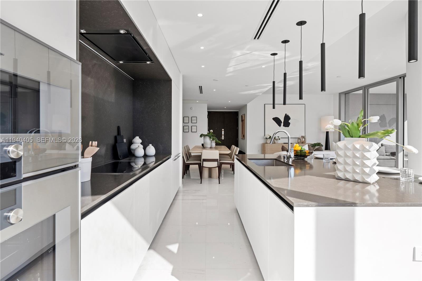 image Aston Martin Residences10