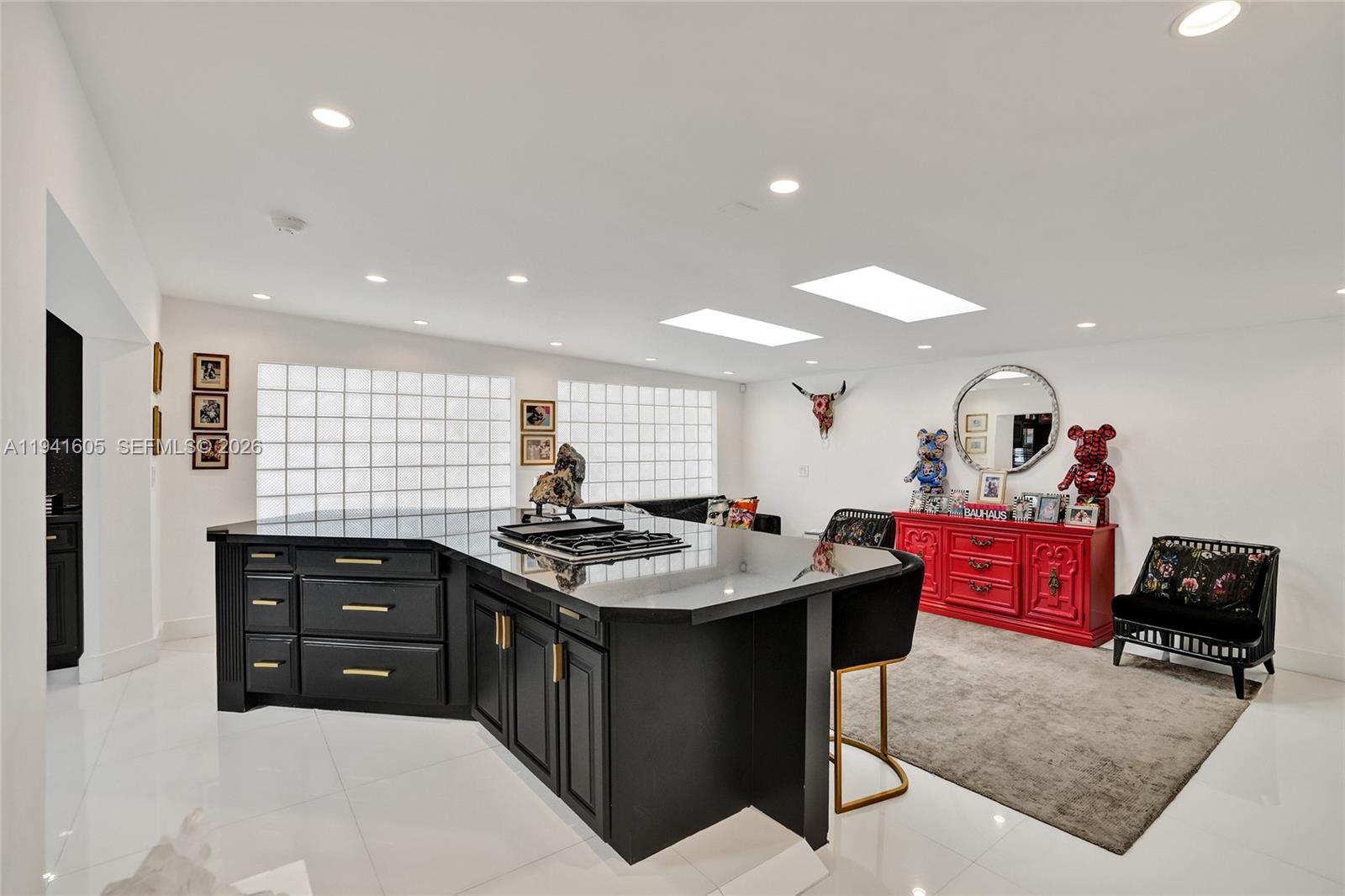 19130 NE 21st Ave North Miami Beach, FL 33179