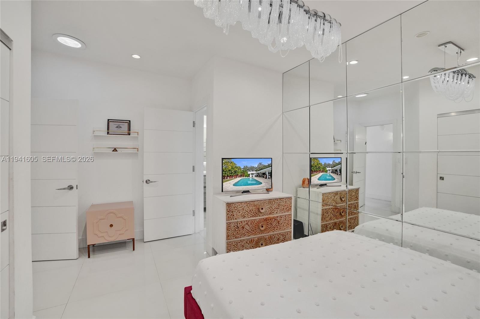 19130 NE 21st Ave North Miami Beach, FL 33179