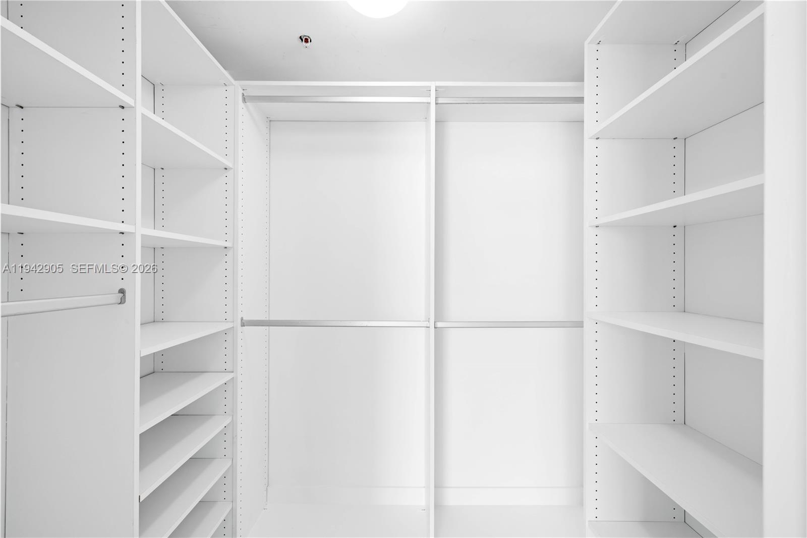 image Vizcayne North12