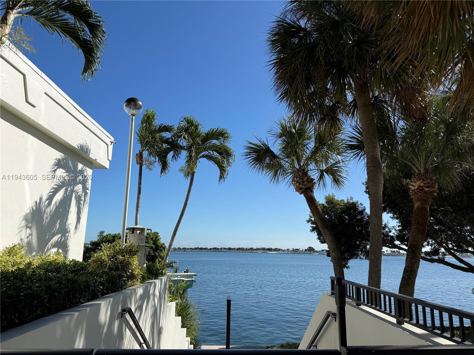 image Brickell Place2