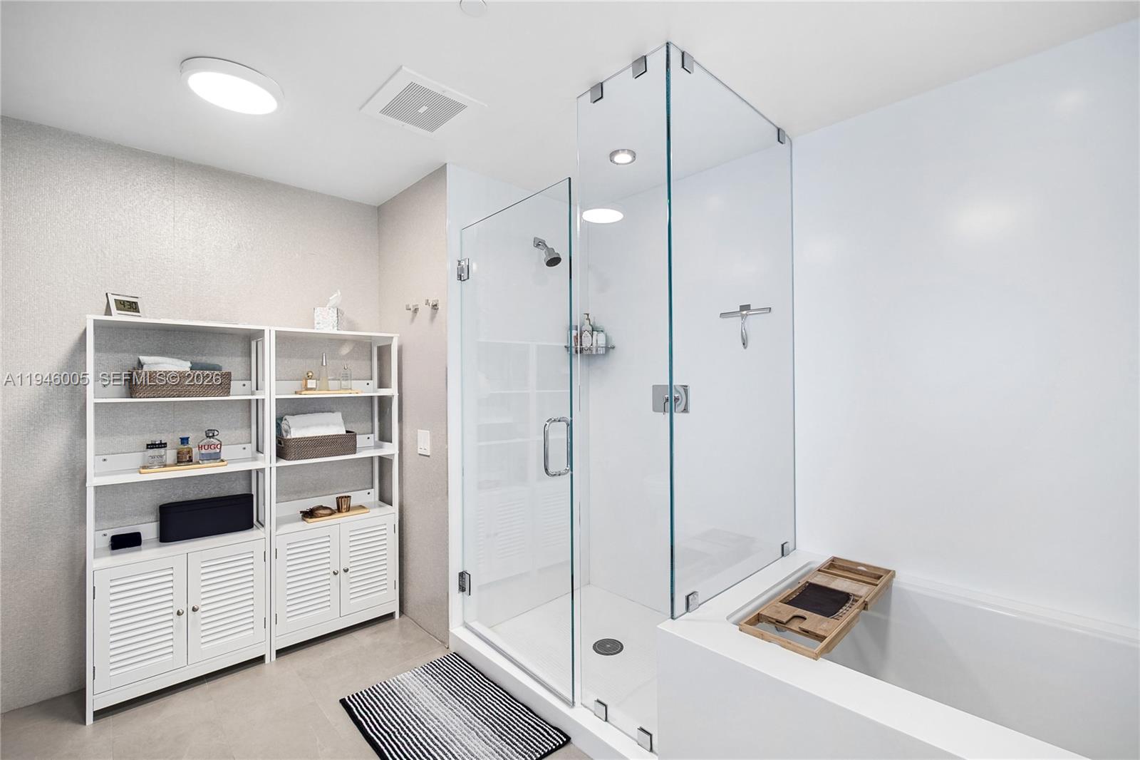 6799 Collins Ave #LPH01 & LPH02 Miami Beach, FL 33141