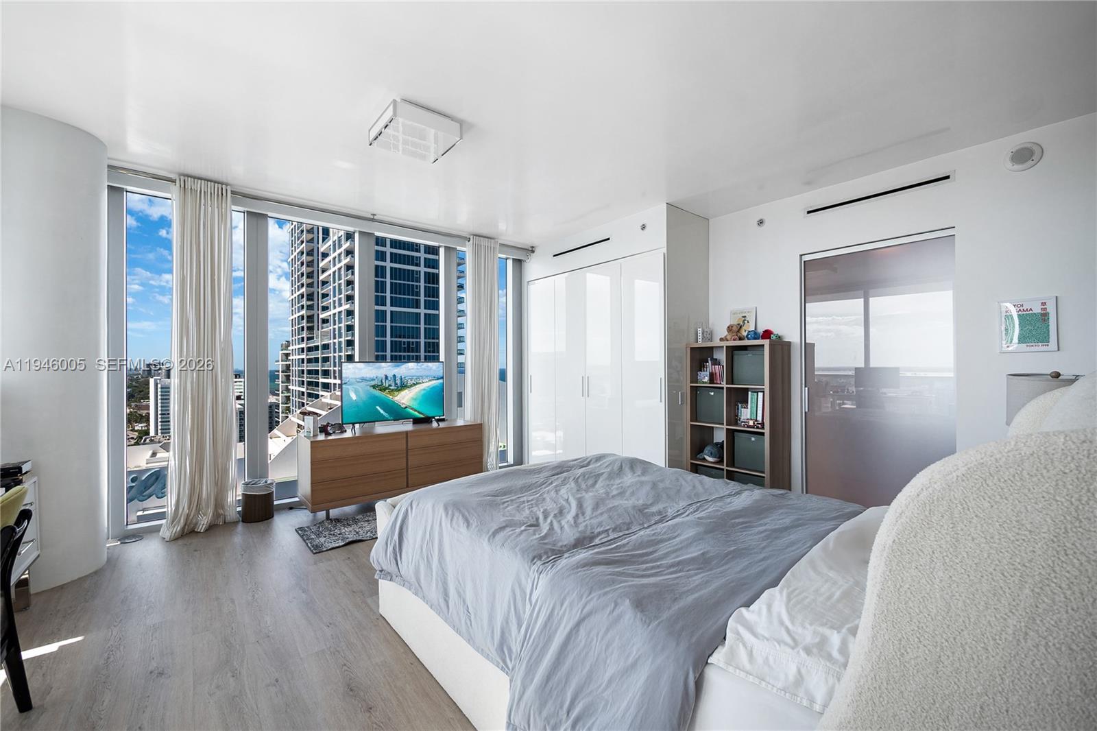 6799 Collins Ave #LPH01 & LPH02 Miami Beach, FL 33141