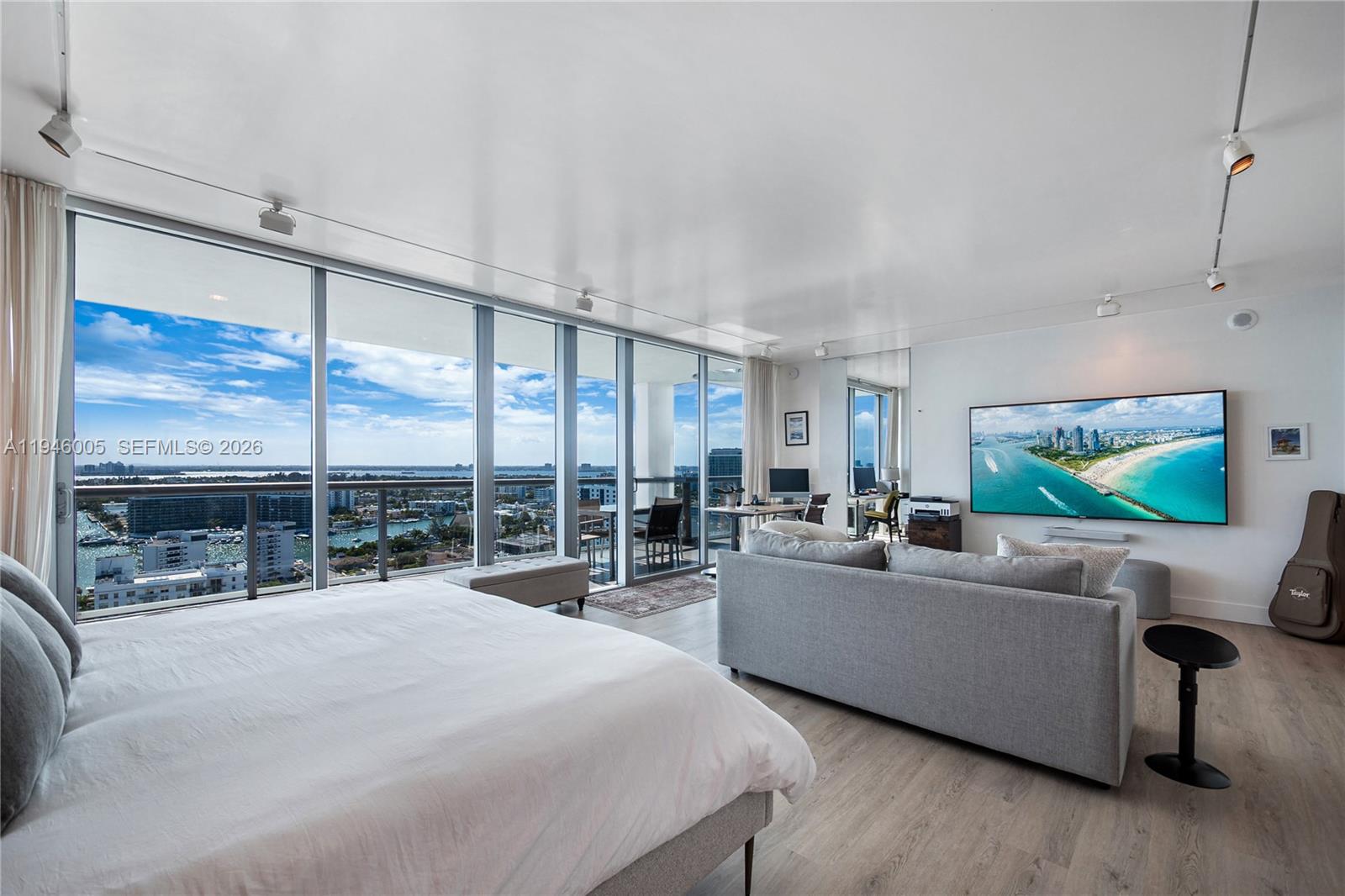 6799 Collins Ave #LPH01 & LPH02 Miami Beach, FL 33141