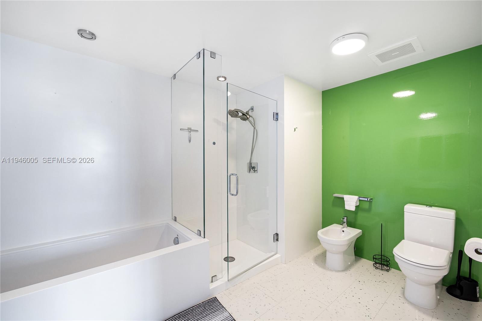 6799 Collins Ave #LPH01 & LPH02 Miami Beach, FL 33141