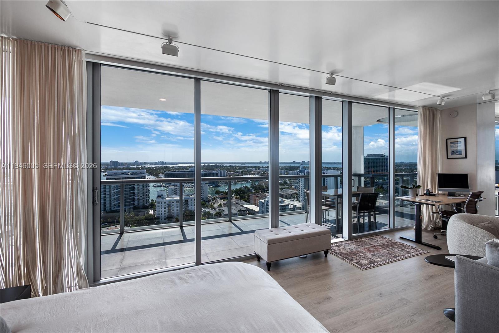 6799 Collins Ave #LPH01 & LPH02 Miami Beach, FL 33141