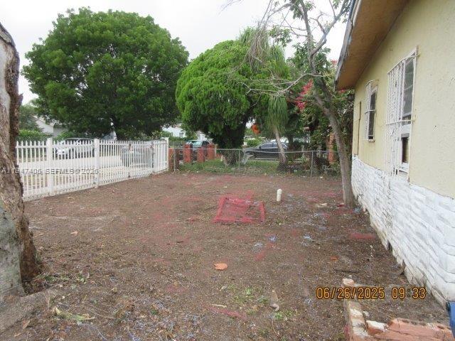 8400 NW 21st Ave Miami, FL 33147