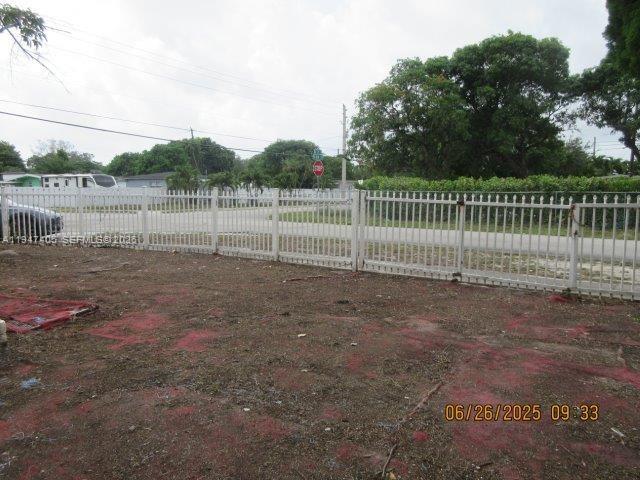 8400 NW 21st Ave Miami, FL 33147